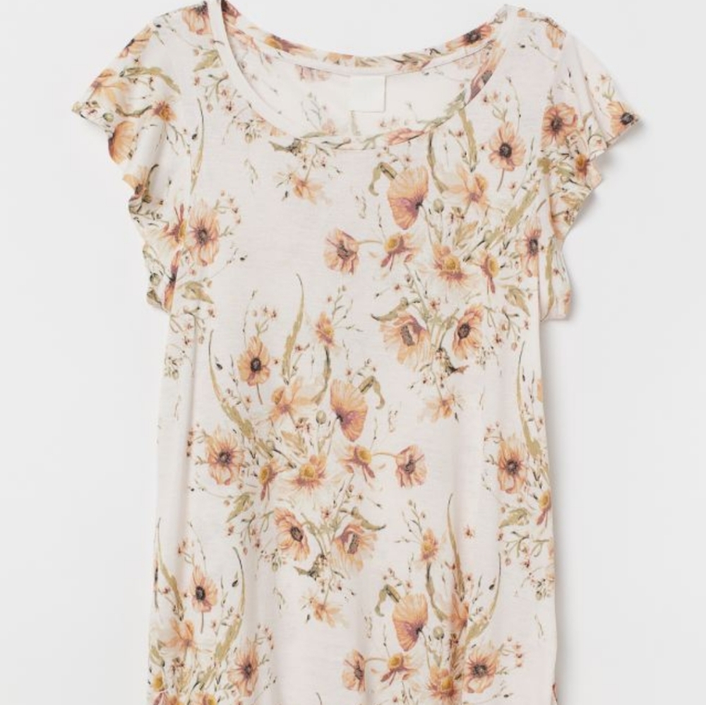 Ruffle cap sleeve floral top
